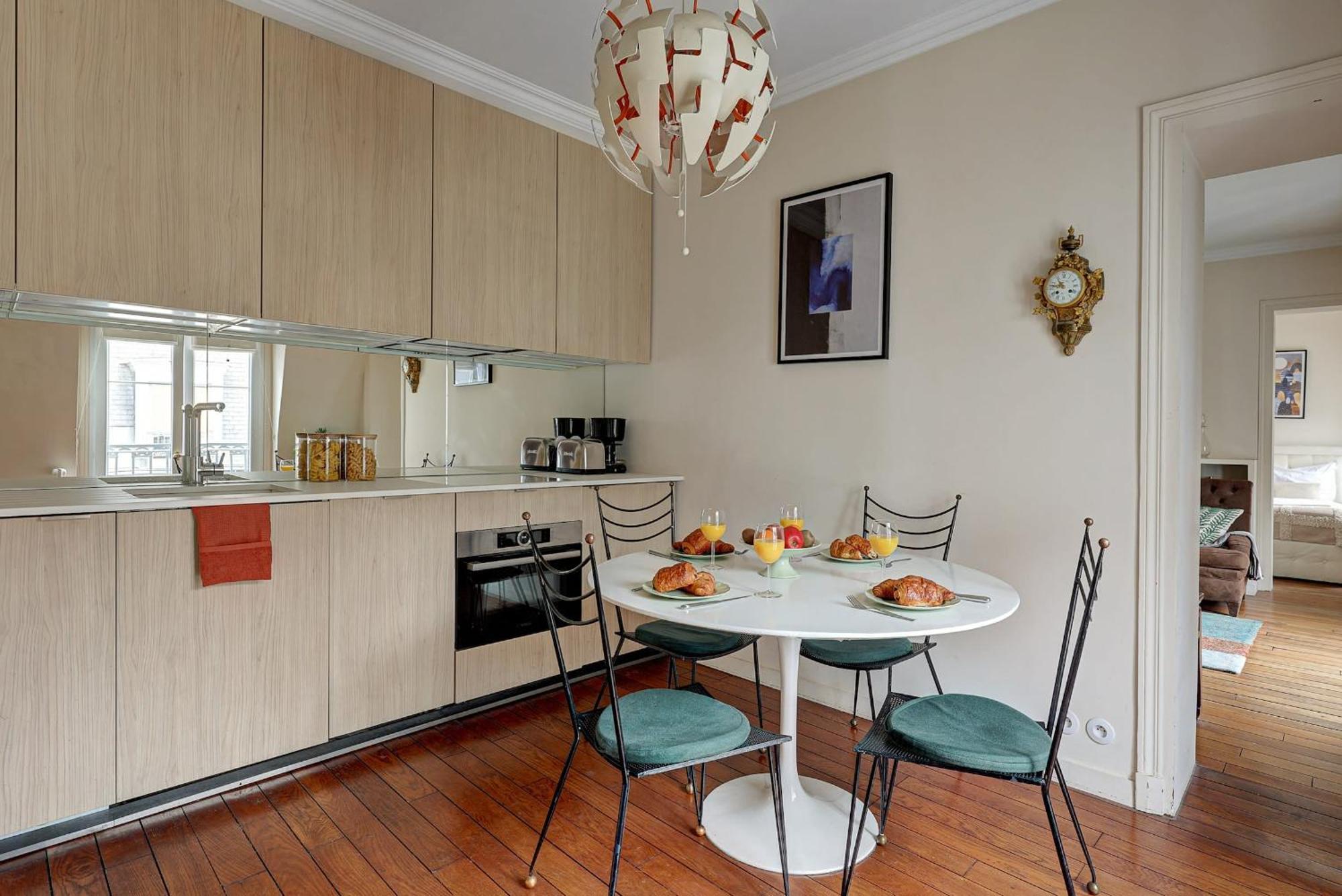 Appartement Bnbnova - Saint Germain Des Pres - 1br Parijs