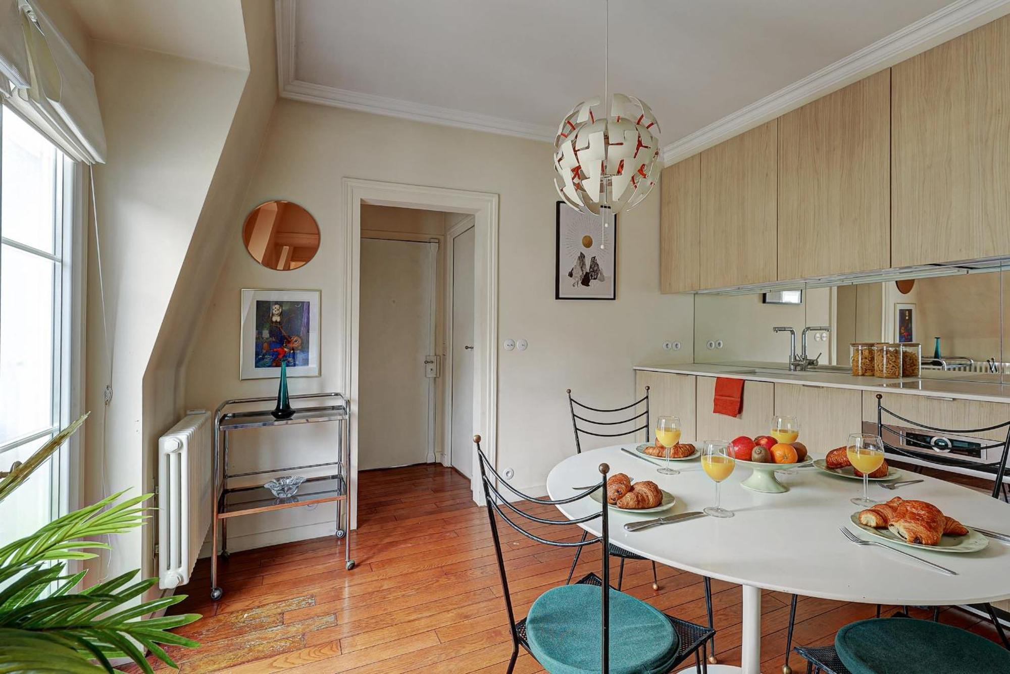 Bnbnova - Saint Germain Des Pres - 1br Parijs